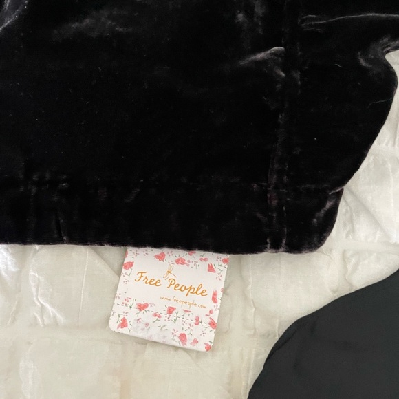 Free People Marie velour puff sleeve crop top - Picture 7 of 12